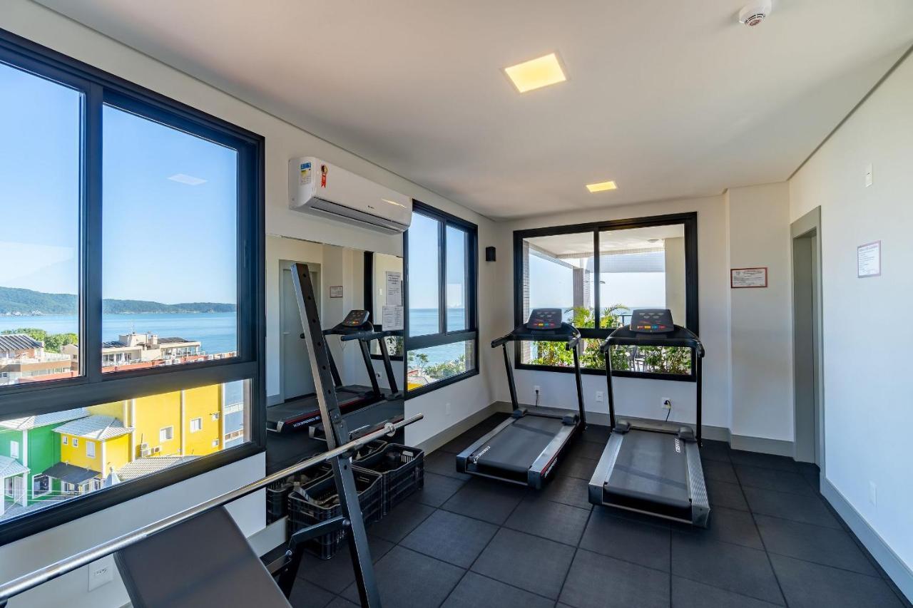 Confortavel Loft Em Condominio Com Piscina Бомбиньяс Экстерьер фото