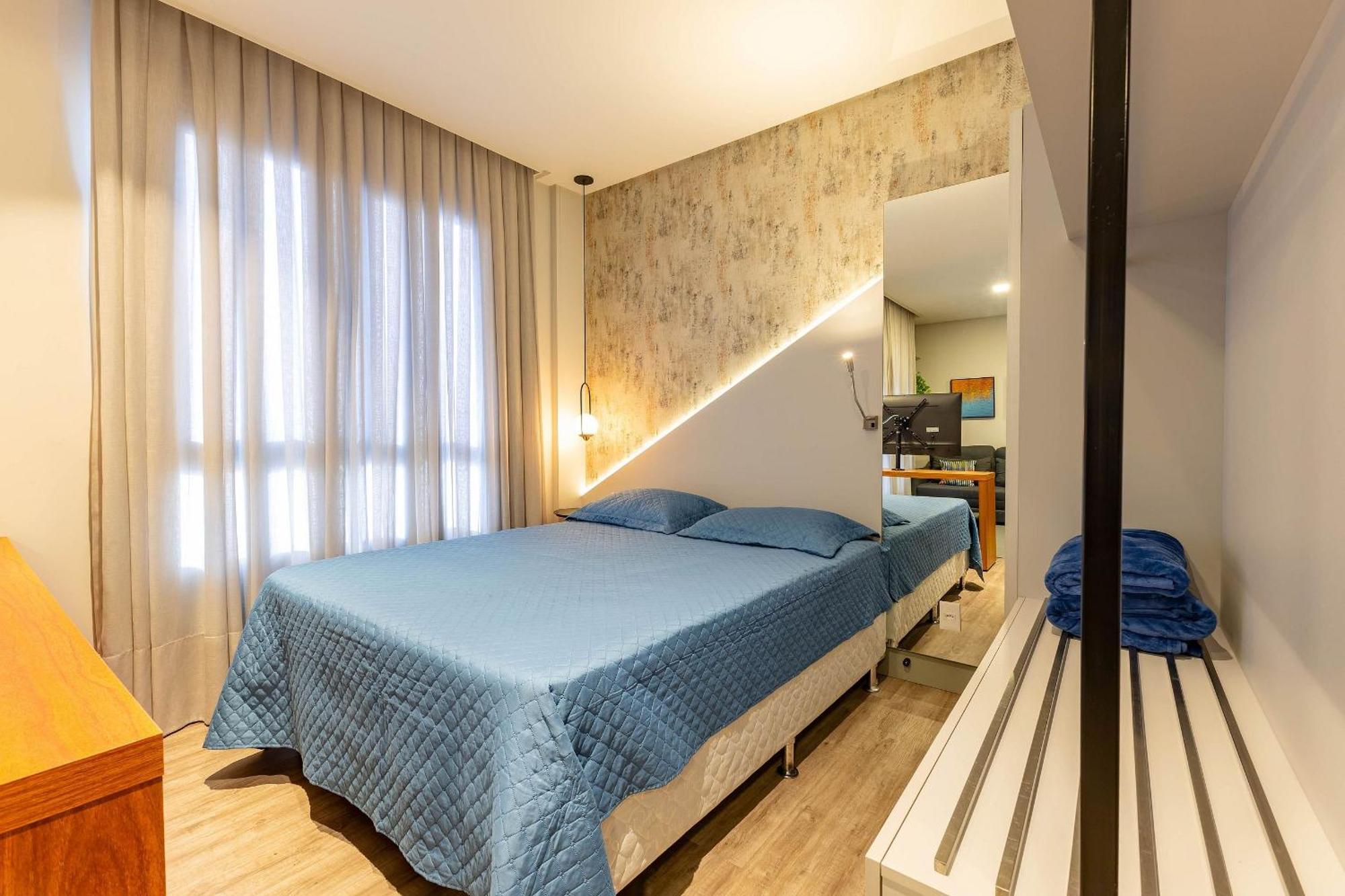 Confortavel Loft Em Condominio Com Piscina Бомбиньяс Экстерьер фото